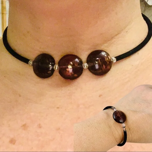 NECKLACE & BRACELET SET - Picture 2 of 6